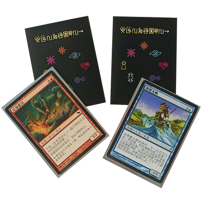La carte faite sur commande d'art de CPP douille 66x91mm mat fini pour la protection de cartes
